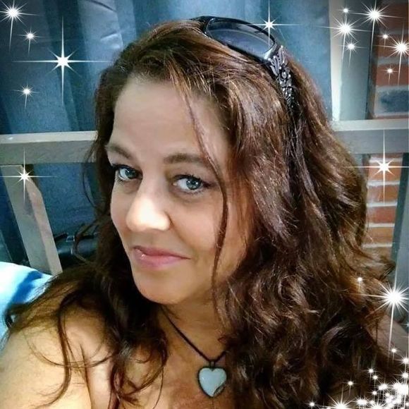 Meet your Posher, Denise - Picture 1 of 1